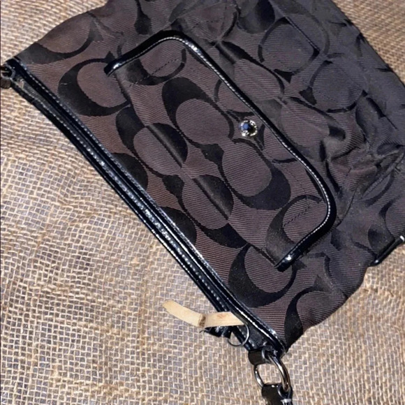 Vintage Coach Signature monogram canvas  shoulder bag - Picture 16 of 16